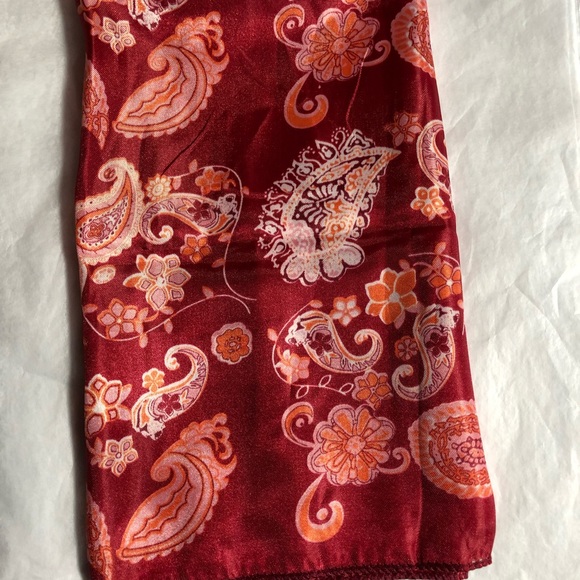 SILKY SCARF - Picture 1 of 1